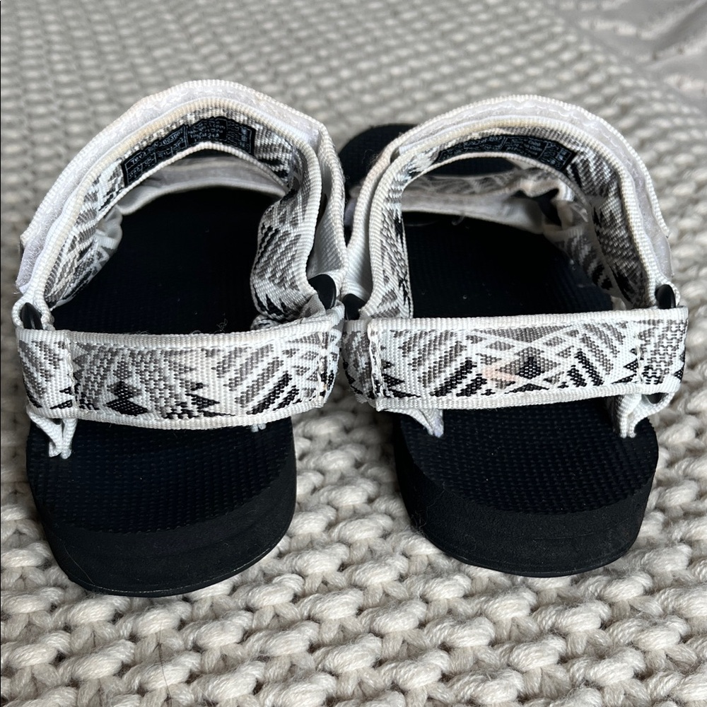 Teva Monochrome Geometric Sandals - Picture 2 of 5